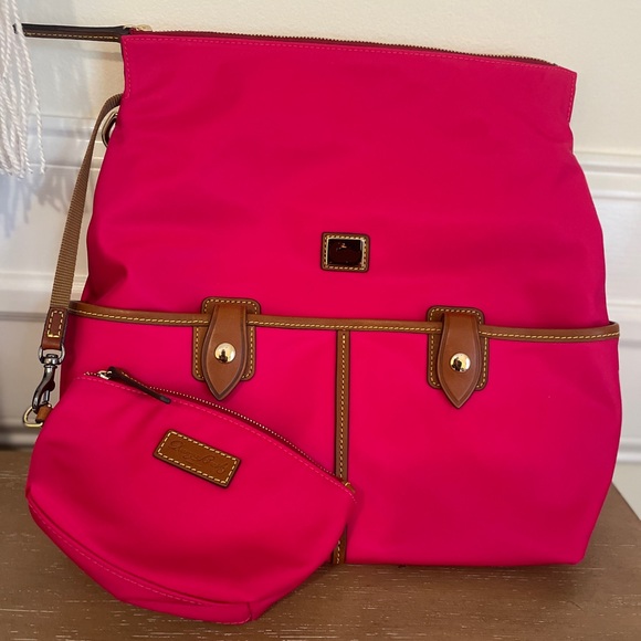New. Never used Hot pink Fuchsia Dooney & Bourke Matching Set Hobo bag w/ bag - Picture 3 of 9